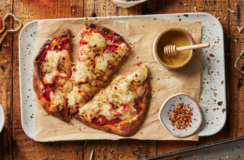Spicy Roasted Red Pepper Pizza
